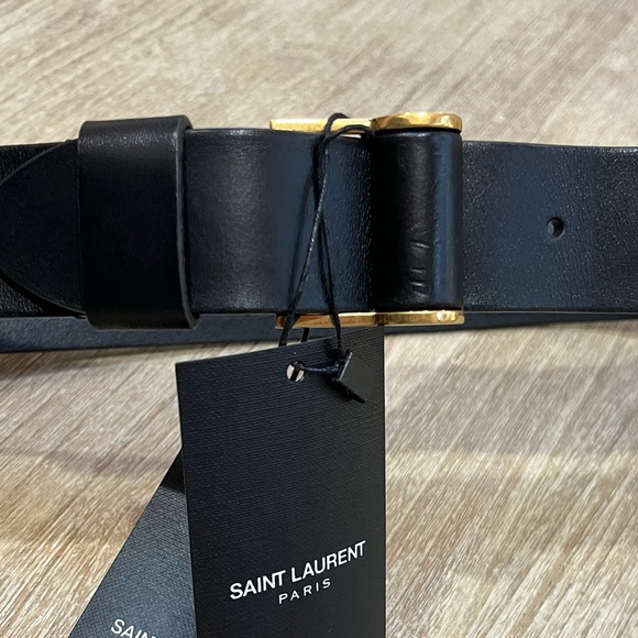 Yves Saint Laurent Black Belt with Gold Buckle - Picture 4 of 7